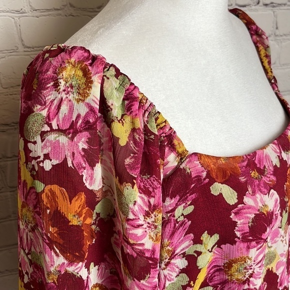 WAYF Square Neck Flounce Sleeve Floral Blouse - Picture 4 of 15